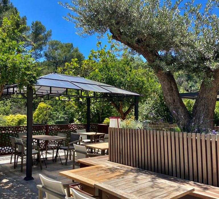 Le Tailleur de bière, brasserie artisanale et bar convivial à Cotignac