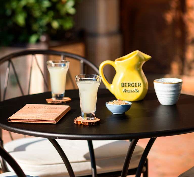 Dégustation de pastis / Pastis tasting