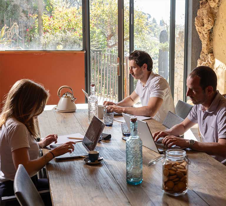 co-working-cotignac-lou-calen-provence-3